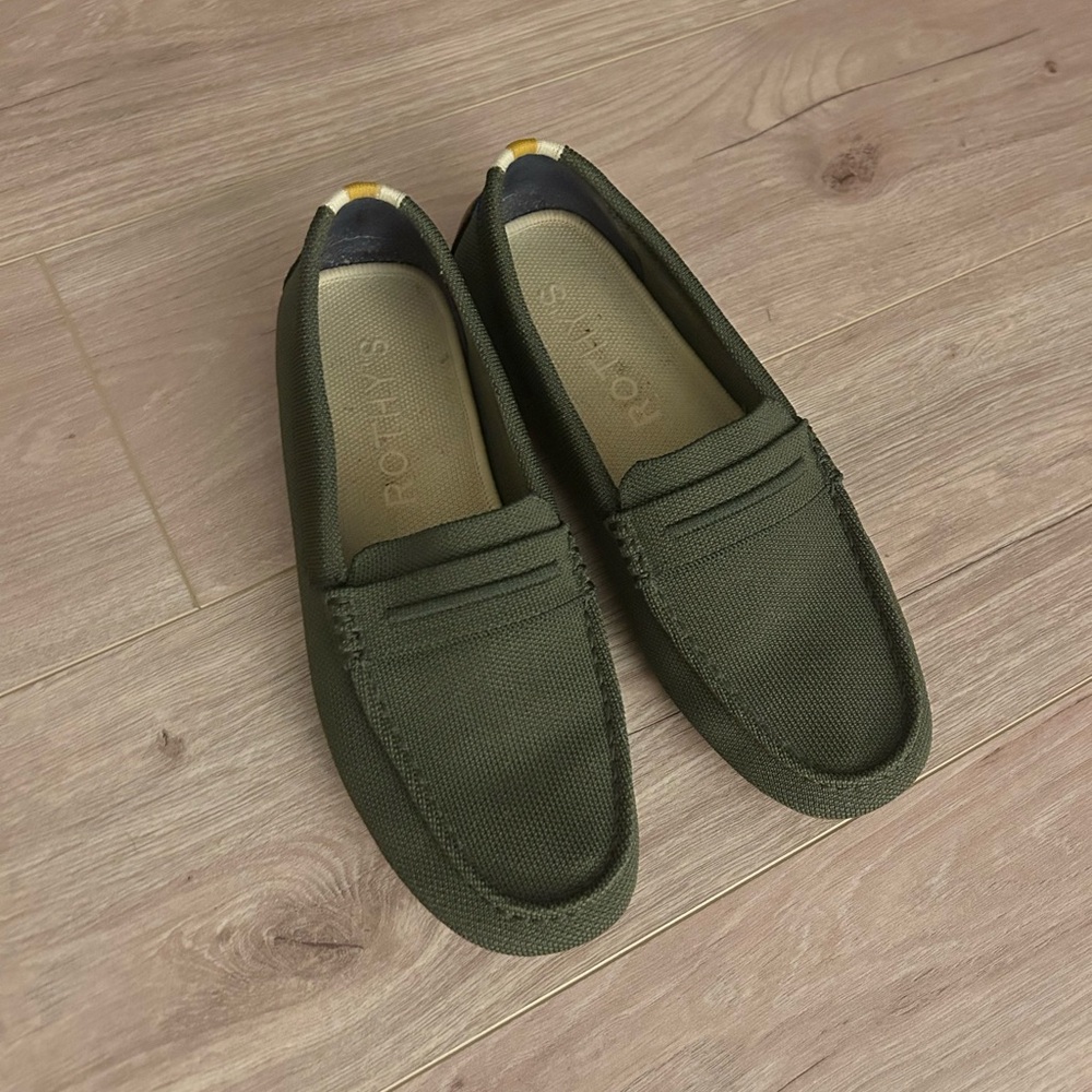 Rothy's women’s driver - olive green